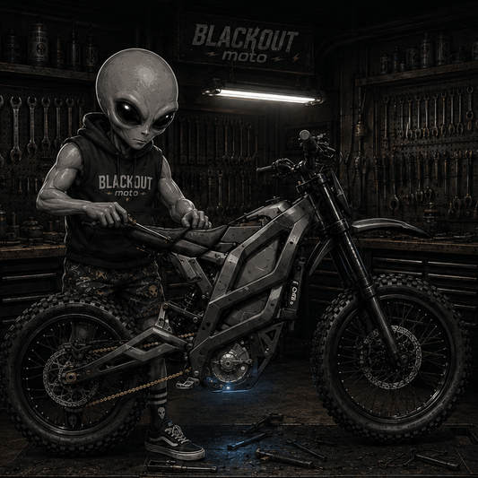 Garage Bob - BLACKOUT moto
