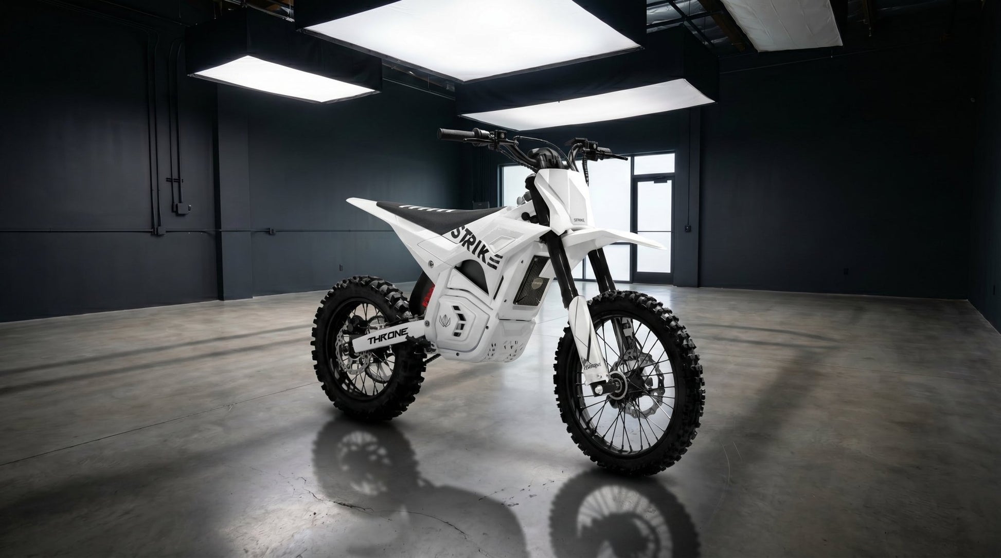 Shadow 60V / 5kw - White - BlackOut Moto