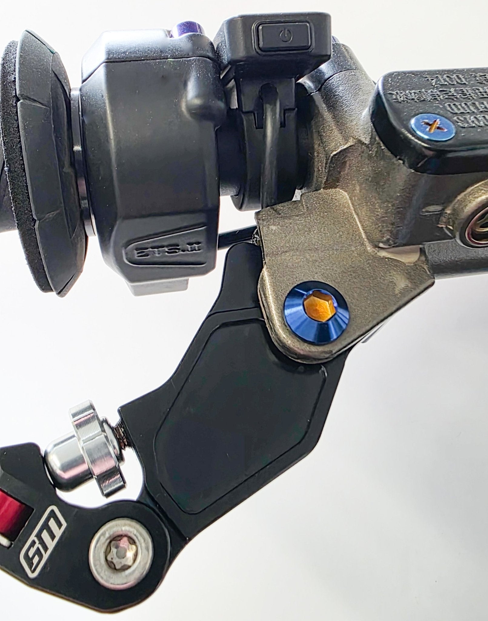 Shorty Style Ultra Bee Lever Pivot Bolts – Titanium Upgrade - BlackOut Moto