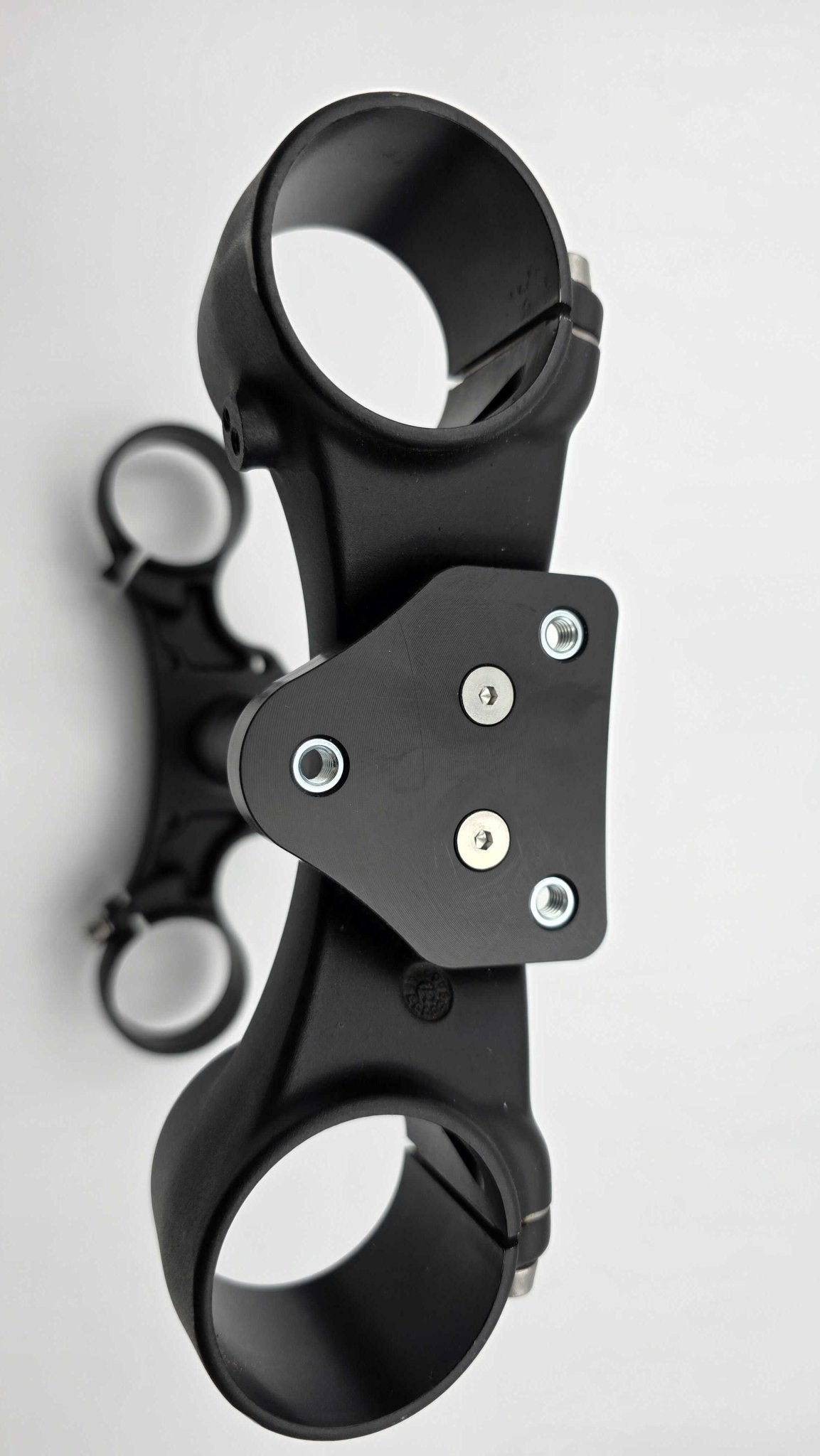 Stem Lock - W9 Fender Adapter Compatible - For forks without a fender mount on lower clamps. - BlackOut Moto