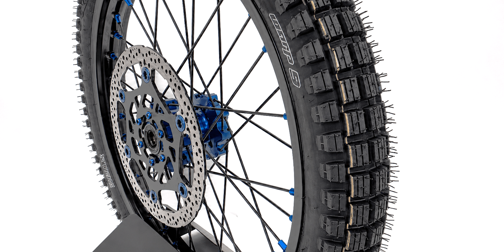 SwitchBack Tire 19" - BLACKOUT moto
