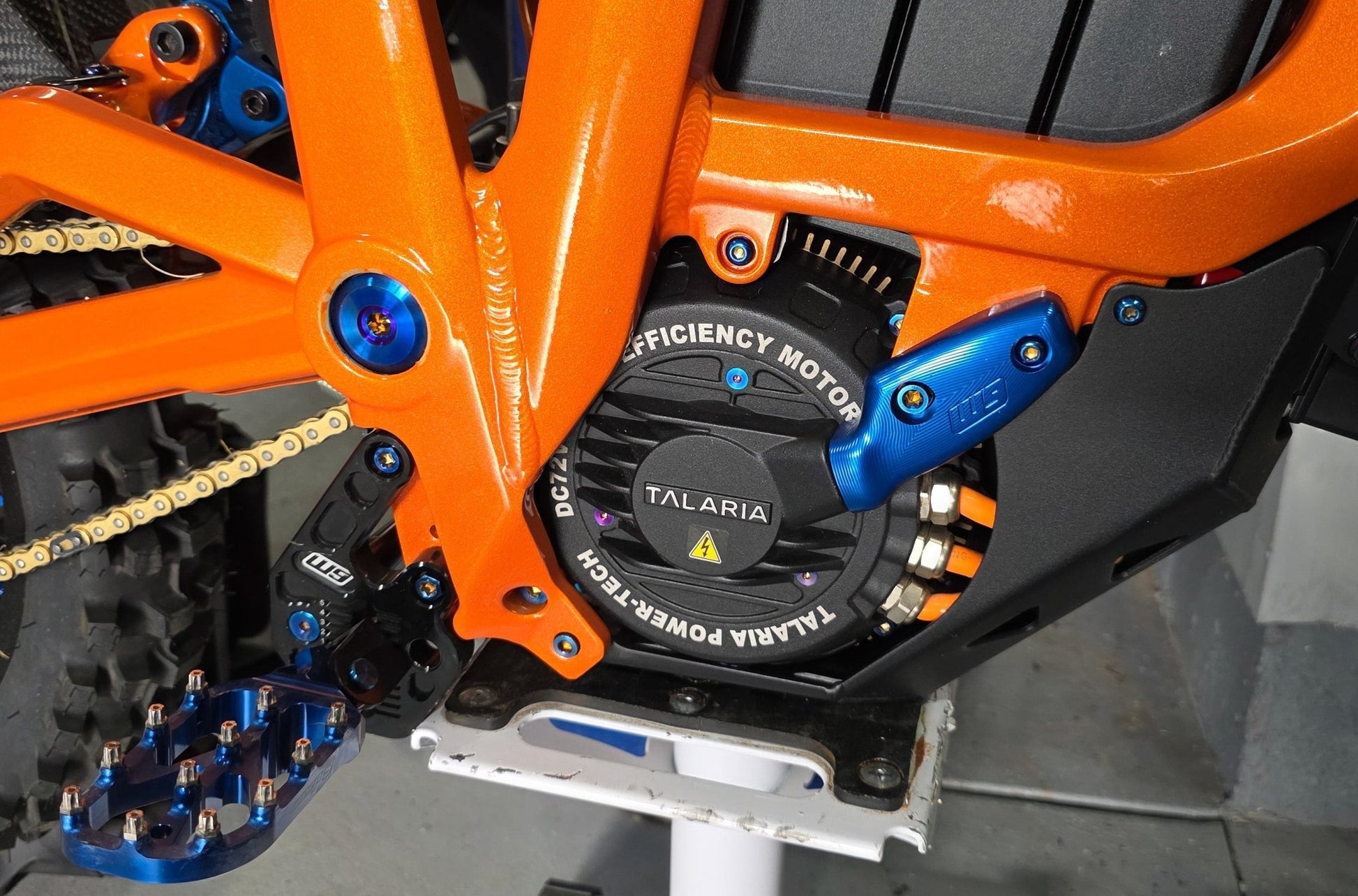 Talaria MX5 Hall Sensor Wire Guard - BlackOut Moto