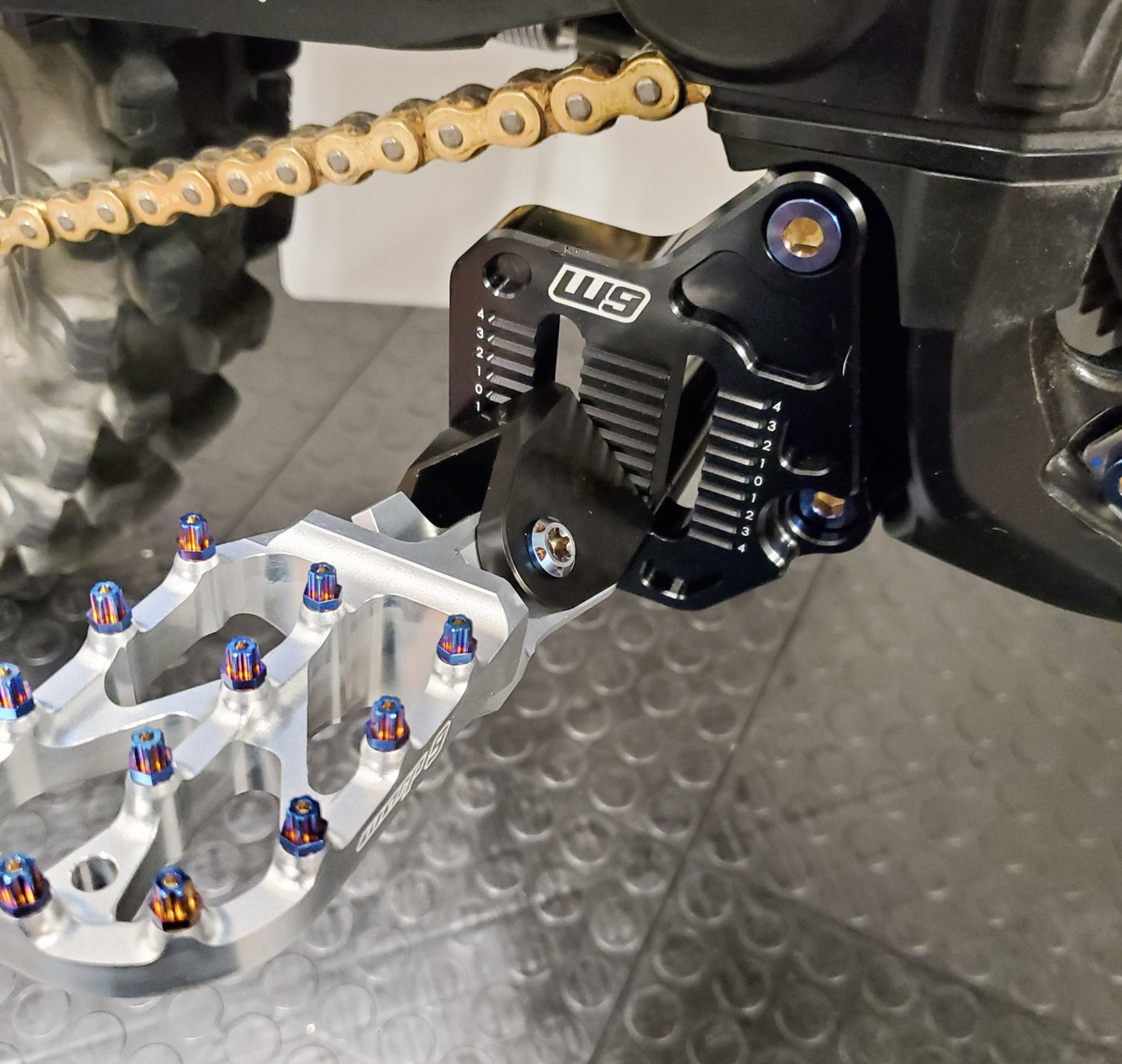 Ultra Bee Adjustable Foot Peg Mount - BlackOut Moto
